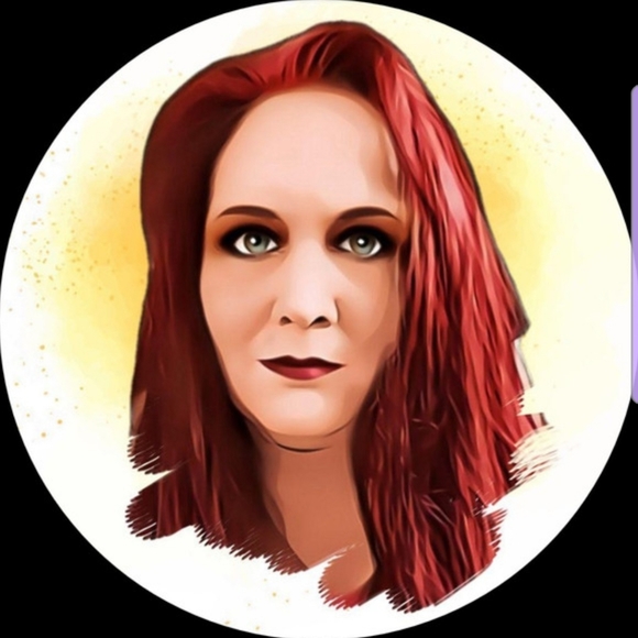 Welcome to my closet 👝🛍🧹 - Picture 1 of 1